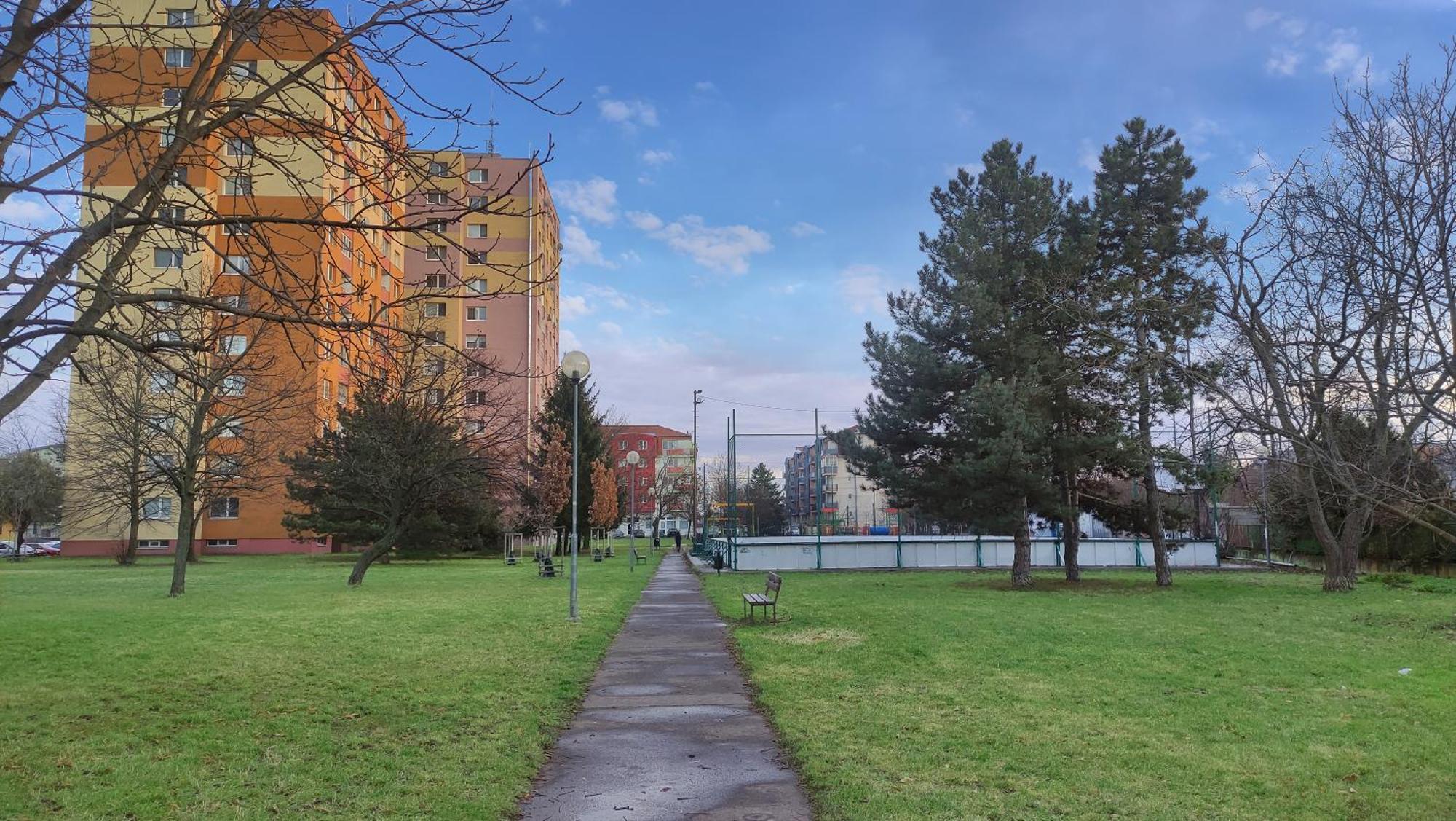 Elegant Escape Apartment III - Free Parking, Easy Access To City Center Bratislava Exteriör bild